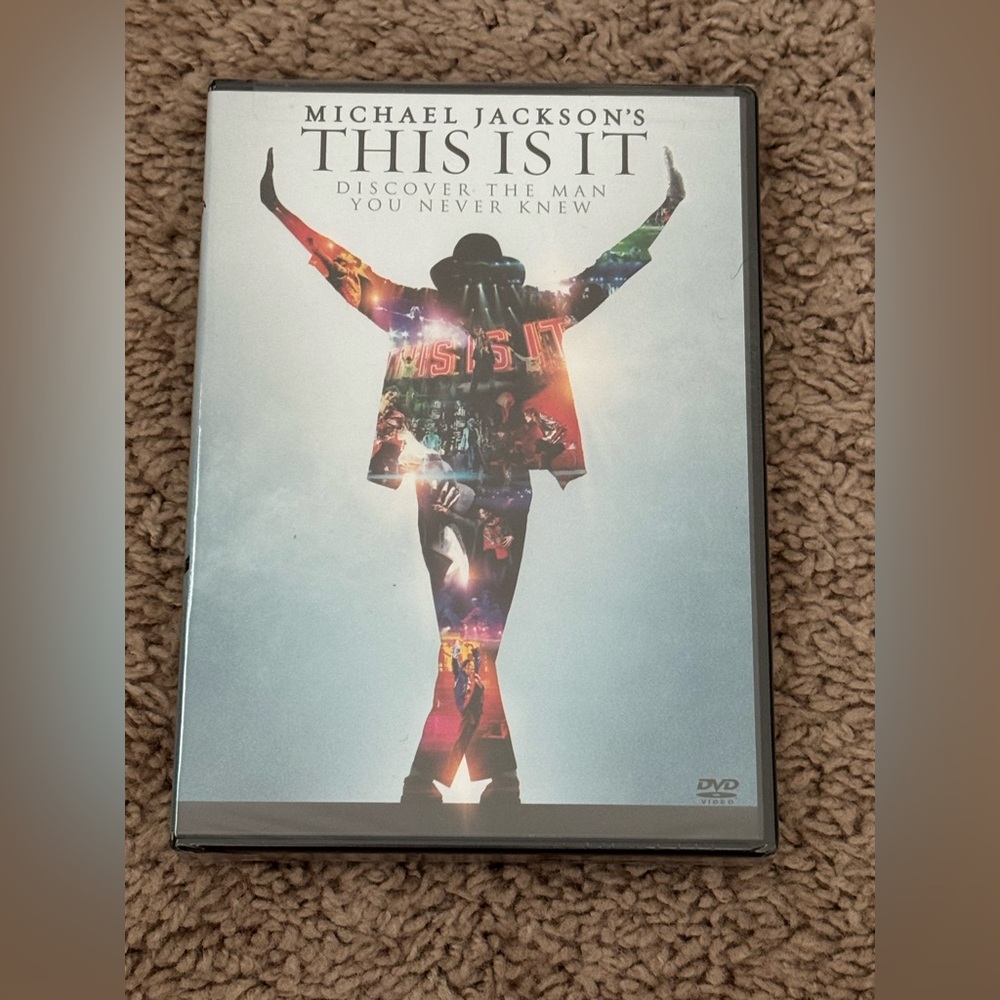 Michael Jackson’s This Is It DVD Sealed